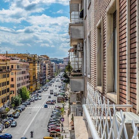 Giuliana St.Peter Apartment Рим Екстериор снимка